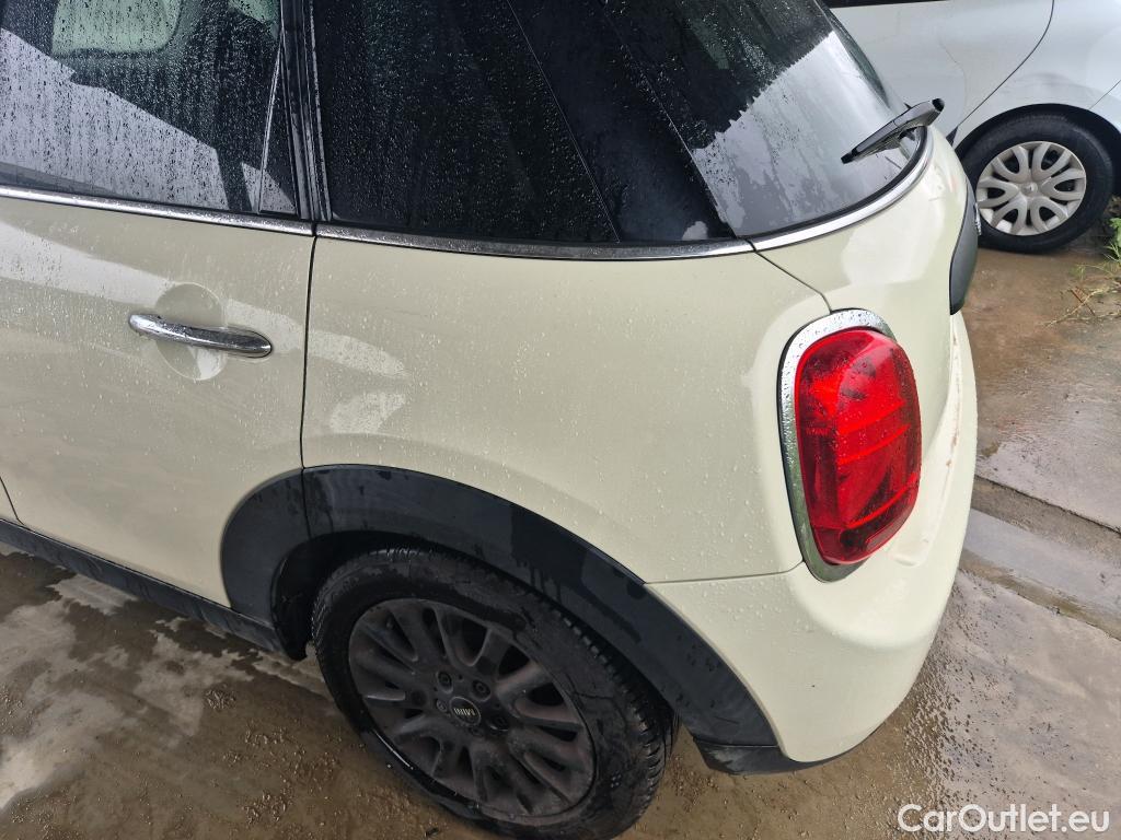  Mini  Cooper MINI MINI / 2014 / 5P / berlina con portón ONE 5 PUERTAS (CX) #22
