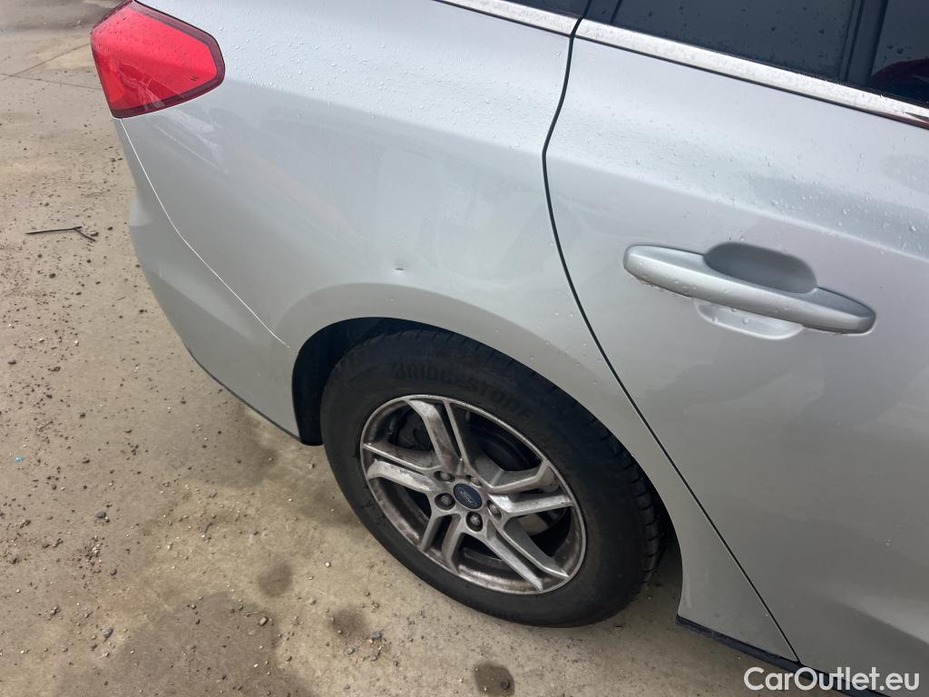  Ford  Focus FORD  / 2018 / 5P / familiar 1.5 Ecoblue 88kW Trend+ SB #3