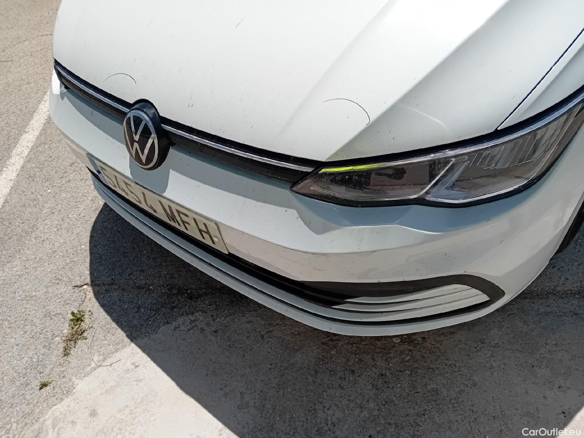  Volkswagen  Golf  VOLKSWAGEN / 2020 / 5P / familiar 2.0 TDI 85kW (115CV) DSG Variant #16