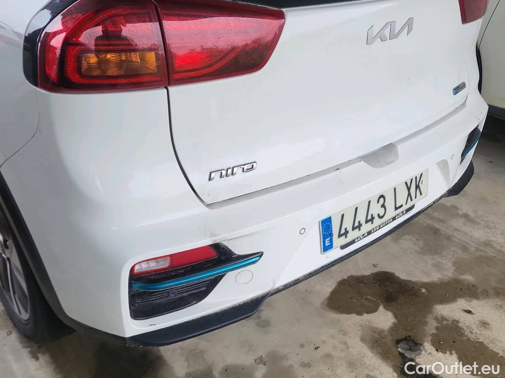  KIA  Niro KIA e- / 2016 / 5P / crossover e- 150kW (204CV) Drive (Long Range) #19