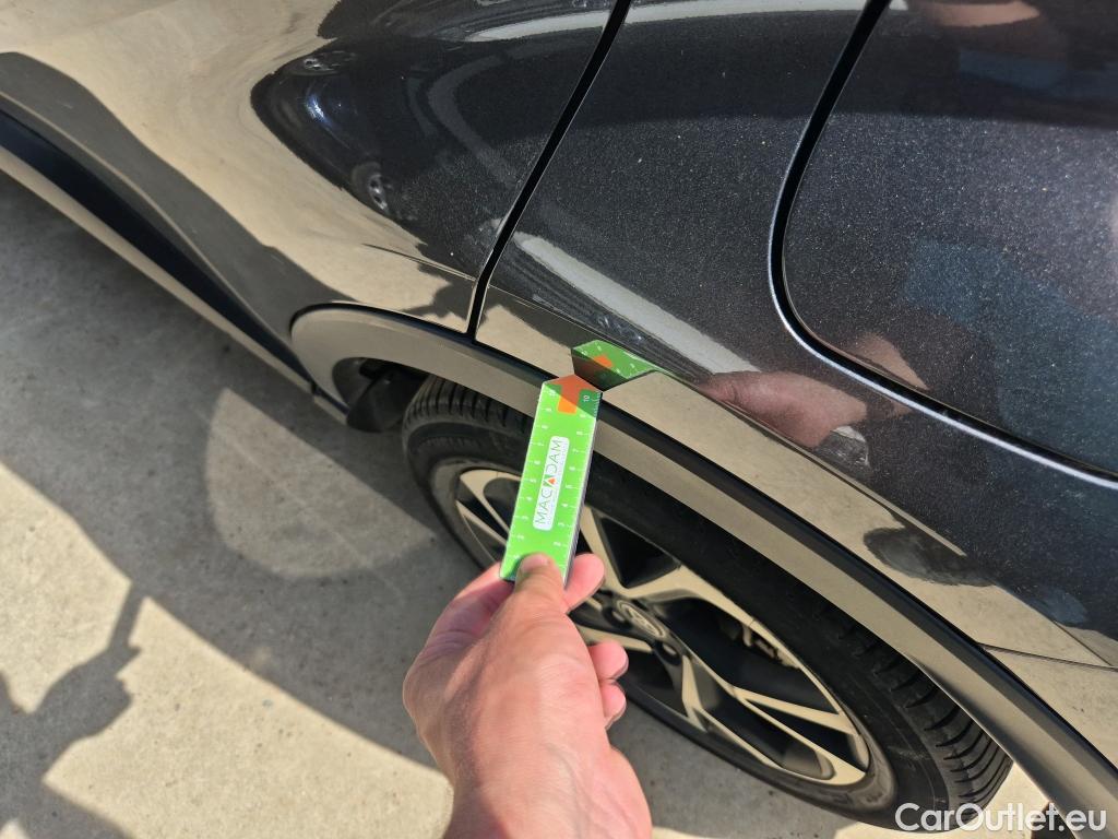  Toyota  C-HR TOYOTA  / 2019 / 5P / todoterreno 1.8 125H Advance #15