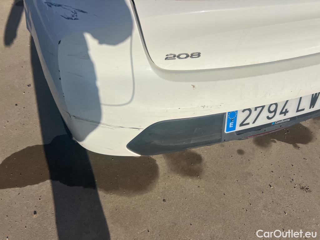  Peugeot  208 PEUGEOT  / 2019 / 5P / berlina con portón BlueHDi 73kW (100CV) Active #27