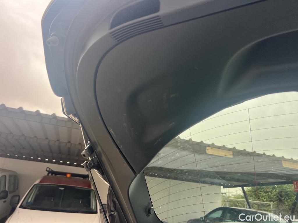  Toyota  Corolla TOYOTA  / 2019 / 5P / berlina con portón 1.8 125H BUSINESS PLUS E-CVT #5