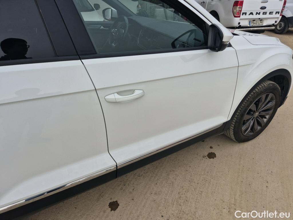  Volkswagen  T-ROC VOLKSWAGEN  / 2017 / 5P / todoterreno Sport 2.0 TDI 110kW (150CV) DSG #17