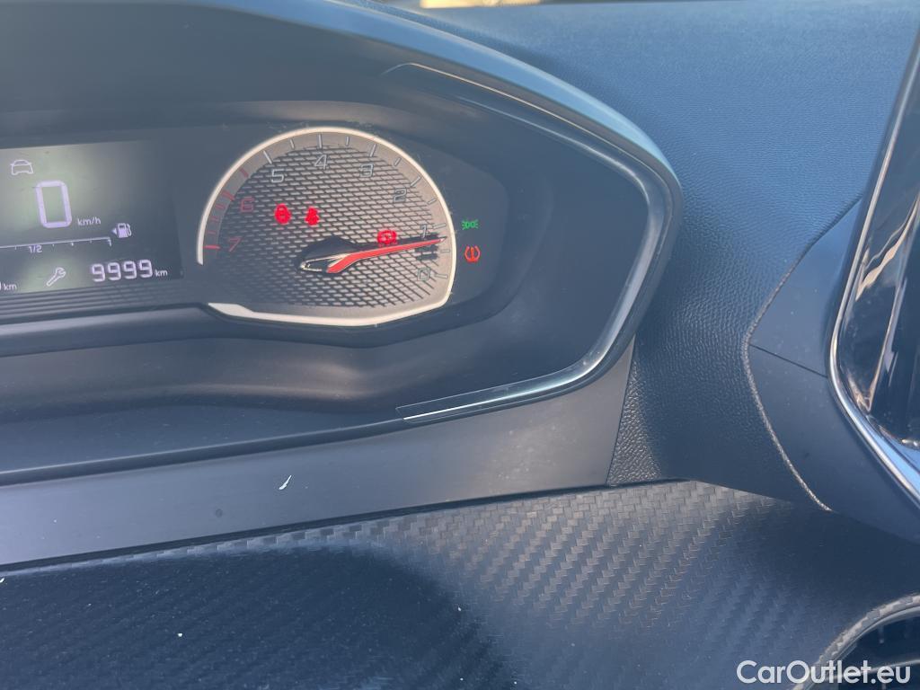  Peugeot  208 PEUGEOT  / 2019 / 5P / berlina con portón BlueHDi 73kW (100CV) Active #41