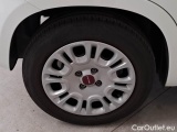  Fiat  Panda FIAT  / 2011 / 5P / BERLINA 1.0 70CV SeS HYBRID #18