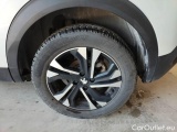  Peugeot  2008 PEUGEOT  / 2019 / 5P / CROSSOVER BLUEHDI 130 EAT8 ALLURE S/S AUT. #19