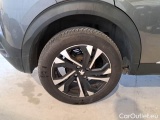  Peugeot  2008 PEUGEOT  / 2019 / 5P / CROSSOVER BLUEHDI 130 EAT8 ALLURE S/S AUT. #90