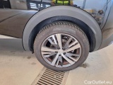  Peugeot  3008 PEUGEOT  / 2020 / 5P / SUV BLUEHDI 130 EAT8 SeS ALLURE #90