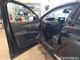  Peugeot  3008 PEUGEOT  / 2020 / 5P / SUV BLUEHDI 130 EAT8 SeS ALLURE #136