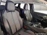  Peugeot  3008 PEUGEOT  / 2020 / 5P / SUV BLUEHDI 130 SeS ALLURE #13