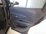  Peugeot  3008 PEUGEOT  / 2020 / 5P / SUV BLUEHDI 130 SeS ALLURE #131