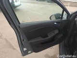  Renault  Clio RENAULT  / 2019 / 5P / BERLINA 1.0 TCE 66KW ZEN #136