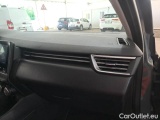  Renault  Clio RENAULT  / 2019 / 5P / BERLINA 1.0 TCE 66KW ZEN #195