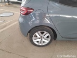  Renault  Clio RENAULT  / 2019 / 5P / BERLINA 1.0 TCE 66KW ZEN #209