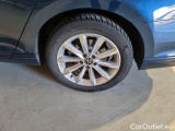  Volkswagen  Passat VOLKSWAGEN  / 2019 / 5P / STATION WAGON VAR. 2.0TDI SCR EVO 110KW BUSIN. BMT DSG #19