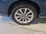  Volkswagen  Passat VOLKSWAGEN  / 2019 / 5P / STATION WAGON VAR. 2.0TDI SCR EVO 110KW BUSIN. BMT DSG #42