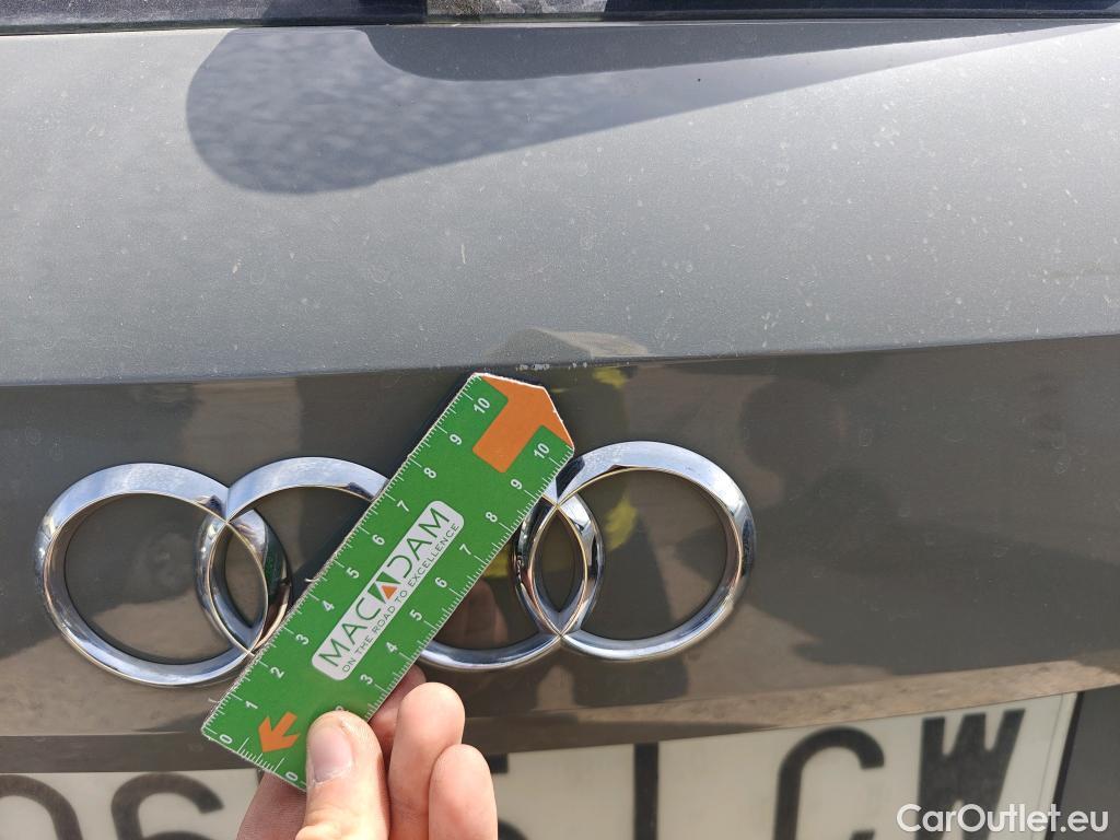  Audi  Q2 AUDI  / 2016 / 5P / todoterreno Design 30 TFSI 85kW (116CV) #31