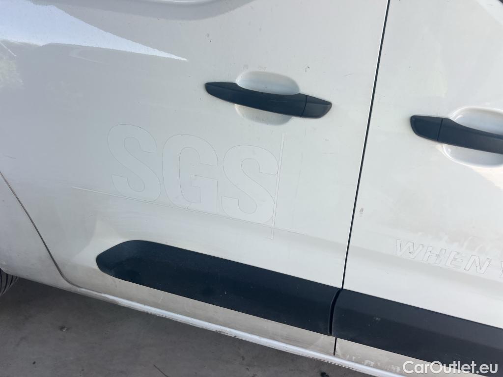  Citroen  Berlingo CITROEN  / 2018 / 4P / furgón derivado de turismo Talla XL BlueHDi 100 CONTROL #13