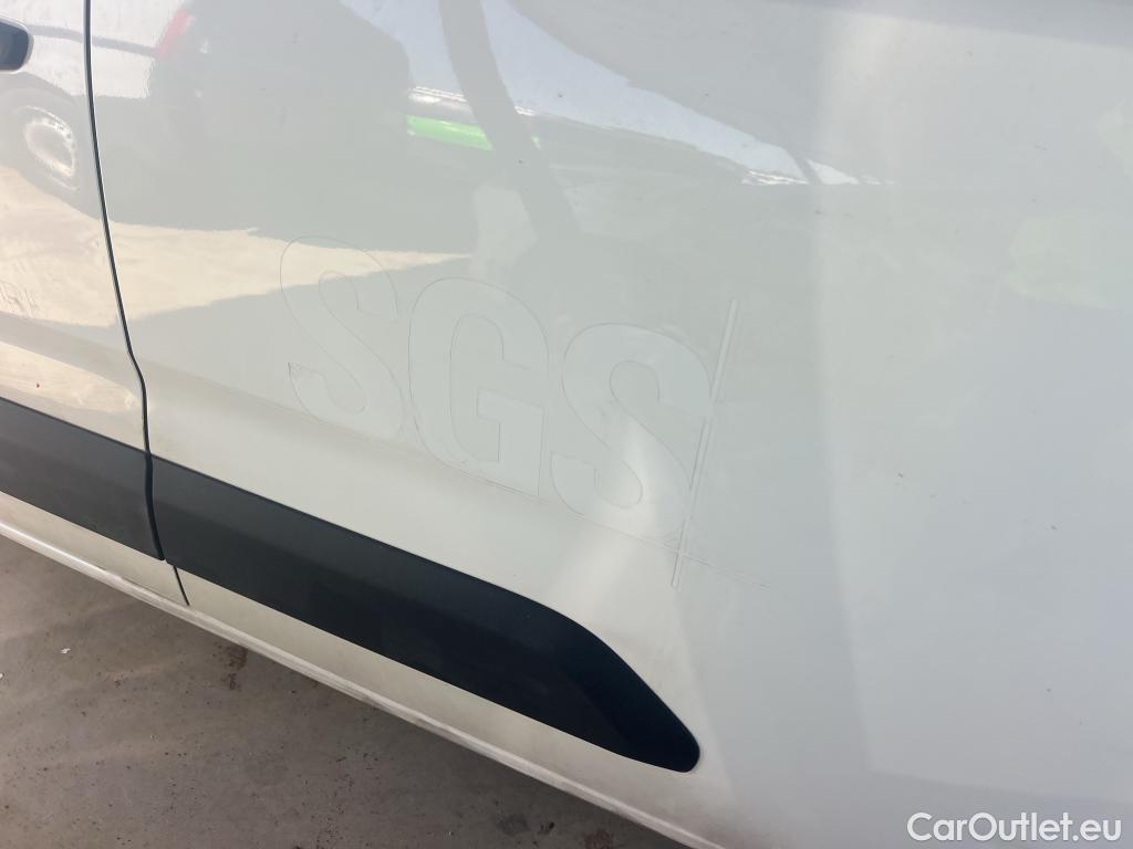  Citroen  Berlingo CITROEN  / 2018 / 4P / furgón derivado de turismo Talla XL BlueHDi 100 CONTROL #10