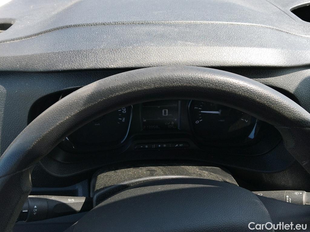  Citroen  Jumpy CITROEN  / 2016 / 4P / furgón Talla M BlueHDi 120 S&S 6v Control #24