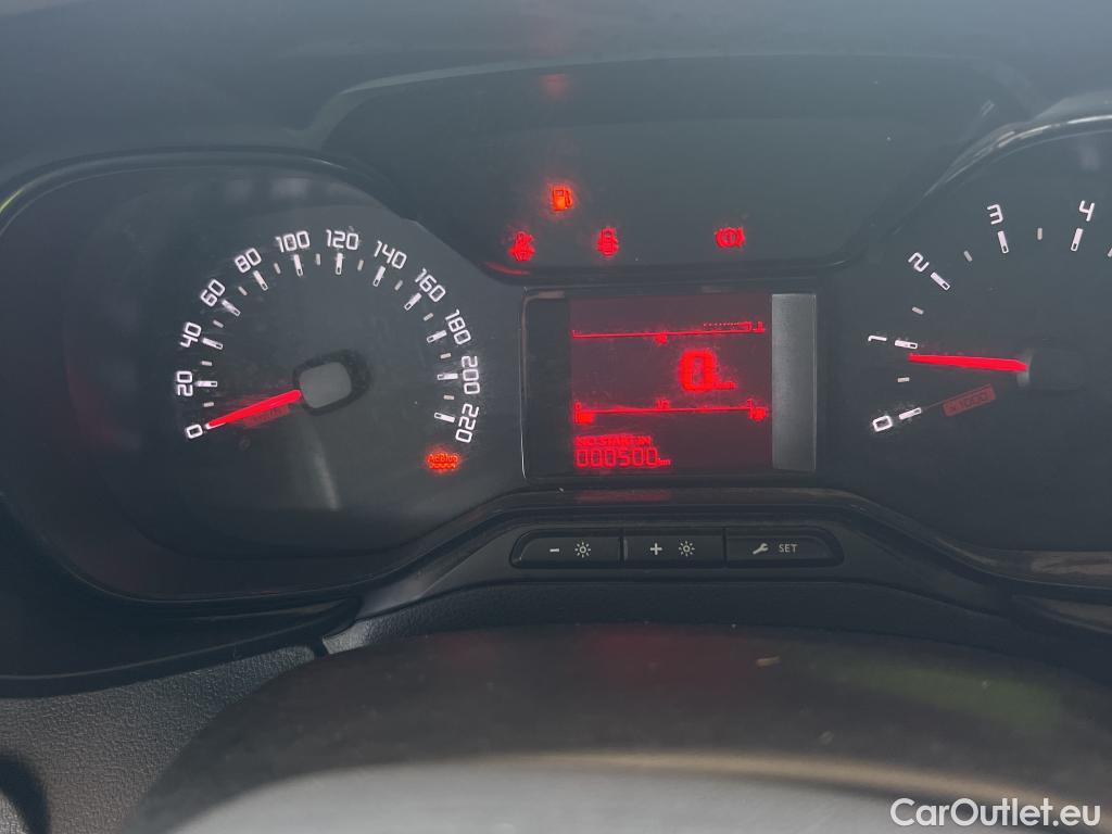  Citroen  Berlingo CITROEN  / 2018 / 4P / furgón derivado de turismo Talla XL BlueHDi 100 CONTROL #22
