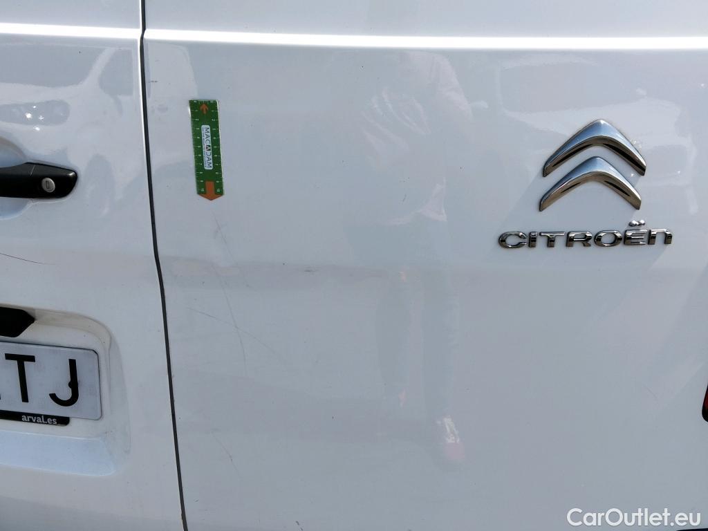  Citroen  Jumpy CITROEN  / 2016 / 4P / furgón Talla M BlueHDi 120 S&S 6v Control #3