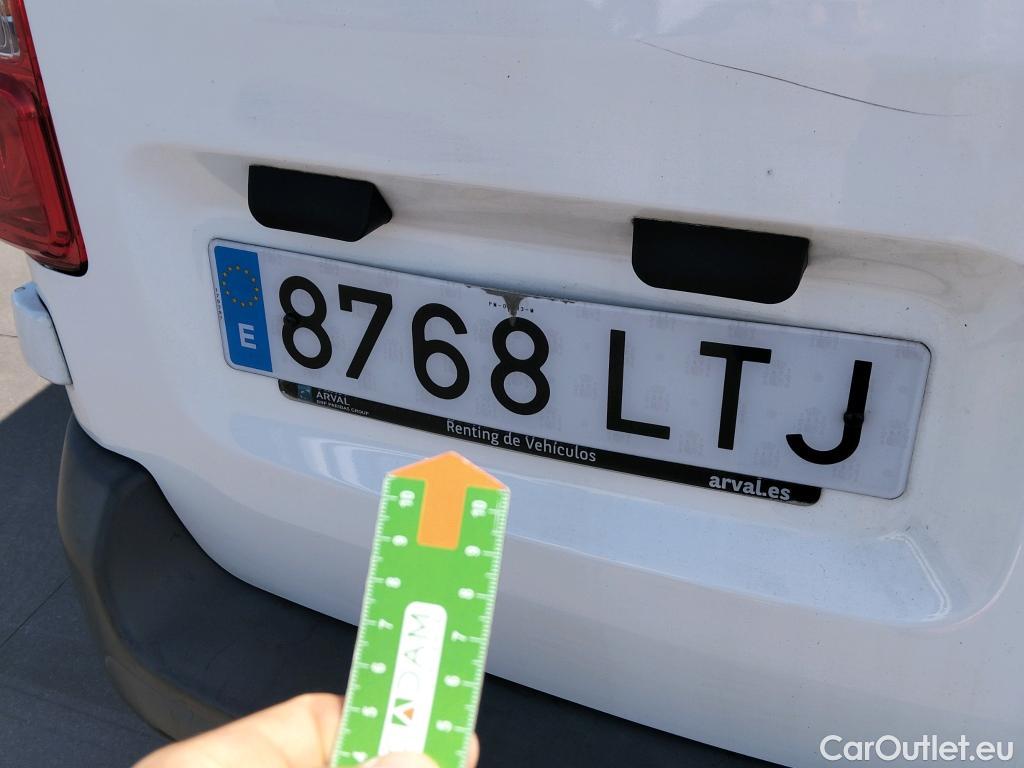  Citroen  Jumpy CITROEN  / 2016 / 4P / furgón Talla M BlueHDi 120 S&S 6v Control #30