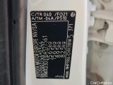  Toyota  Yaris TOYOTA  / 2017 / 5P / berlina con portón 1.5 Hybrid Advance #18