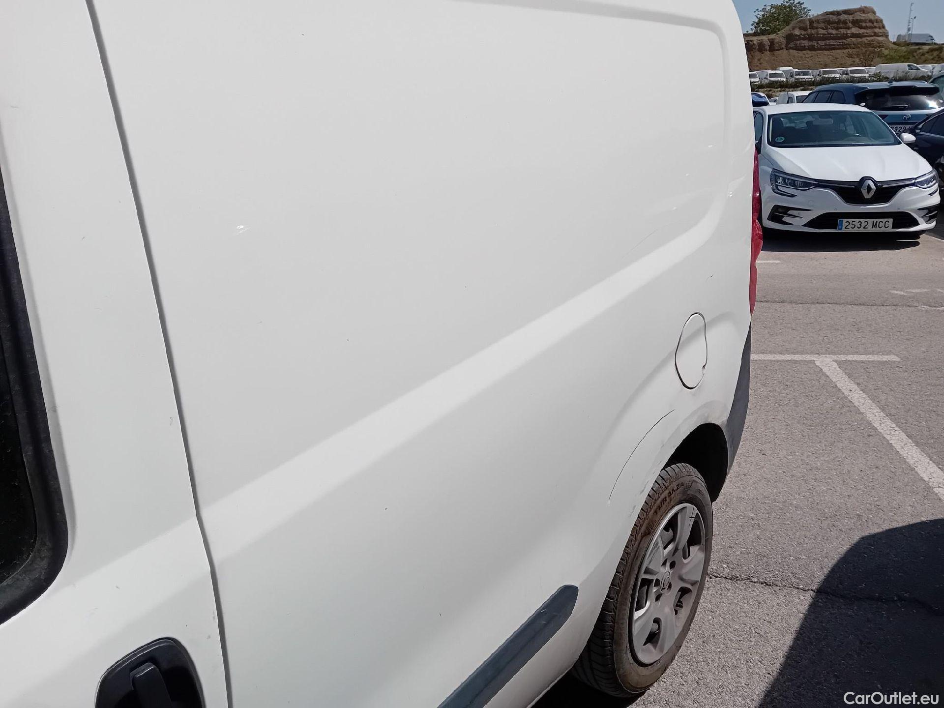  Opel  Combo OPEL  / 2012 / 3P / furgón derivado de turismo Cargo 1.3 CDTI 70kW (95CV) L1 H1 #10