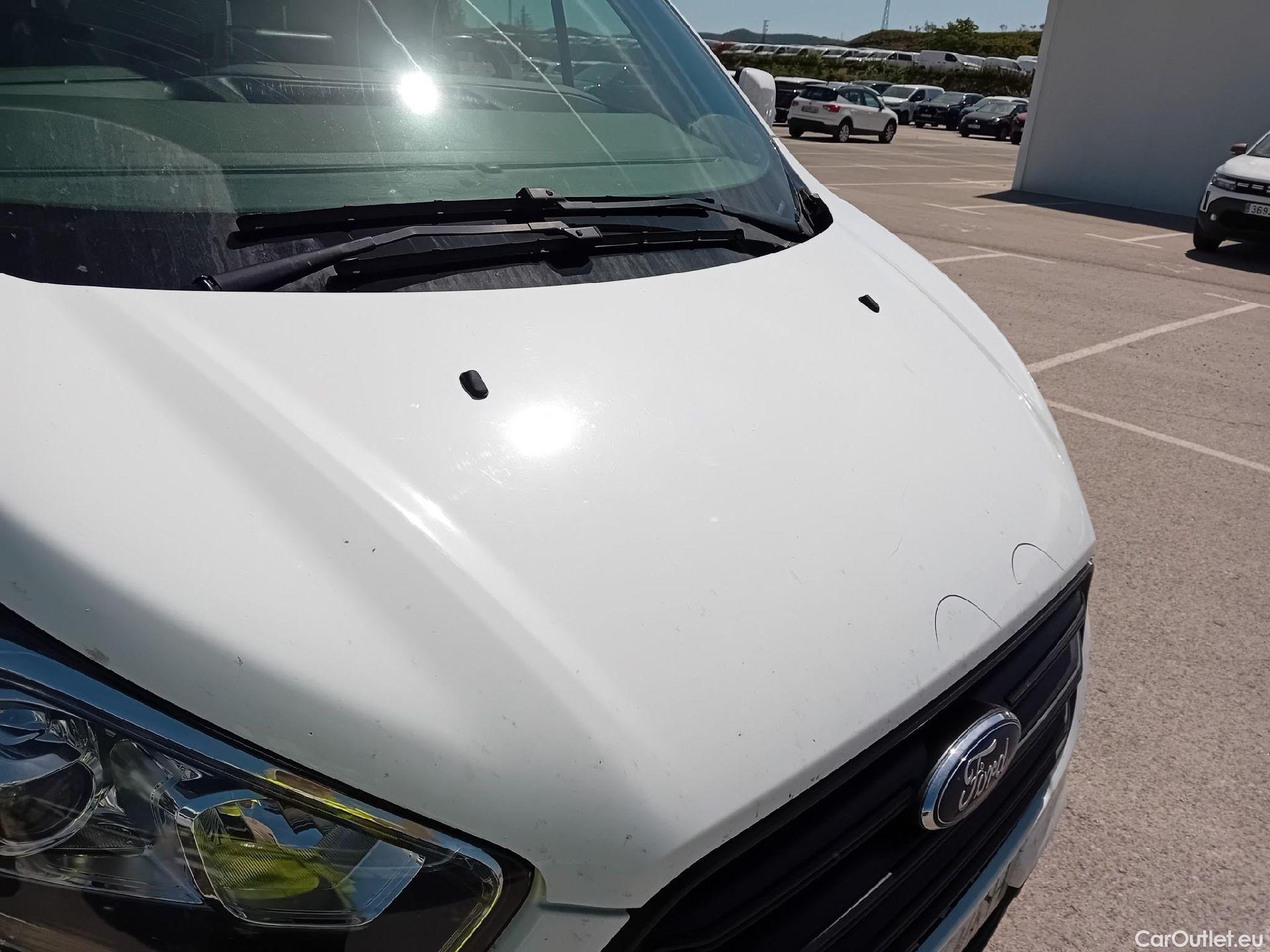  Ford  Transit  Custom Furgón 320 L2 Trend 2.0 TDCi 130CV MT6 E6dT #2