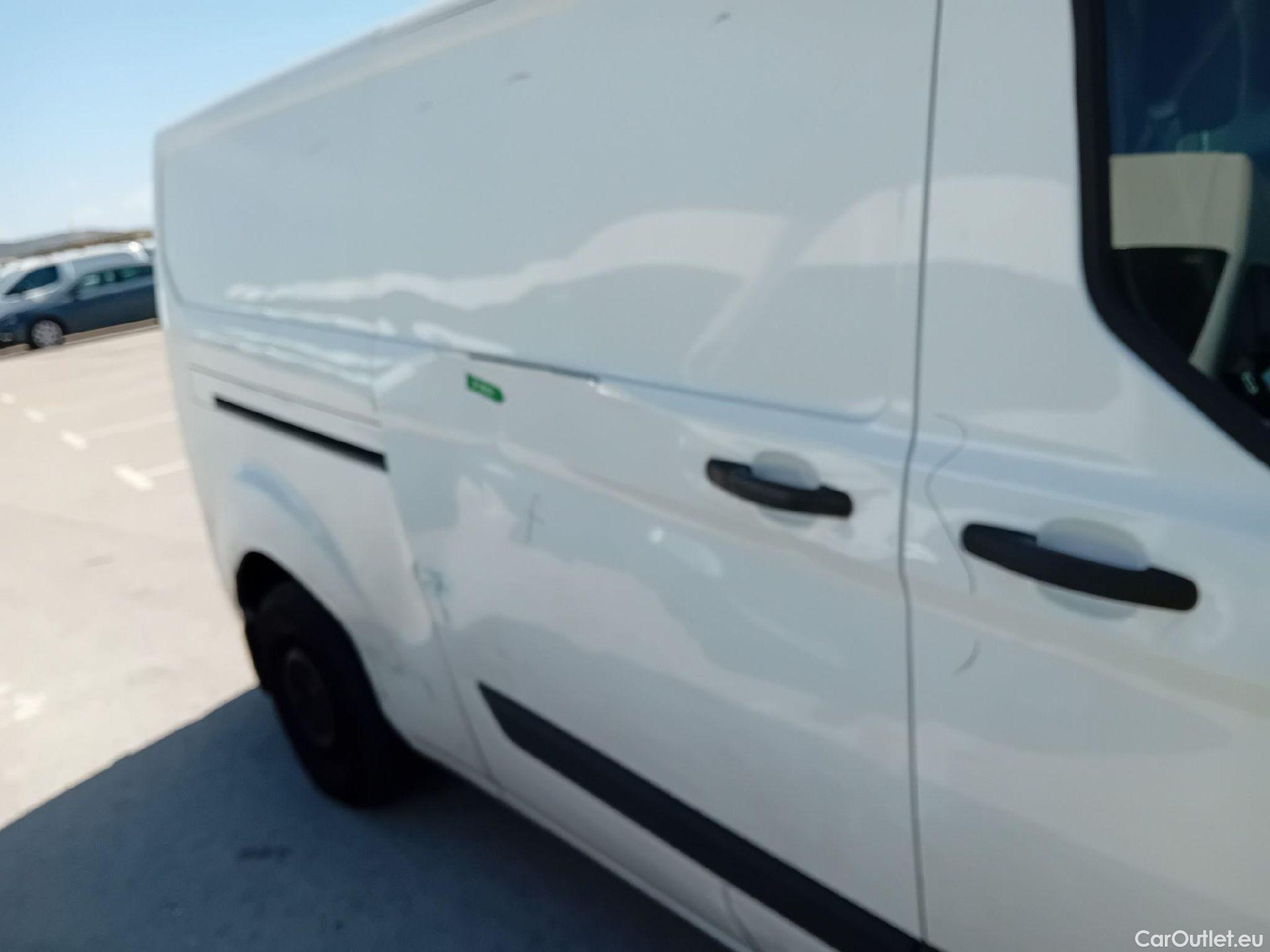 Ford  Transit  Custom Furgón 320 L2 Trend 2.0 TDCi 130CV MT6 E6dT #41