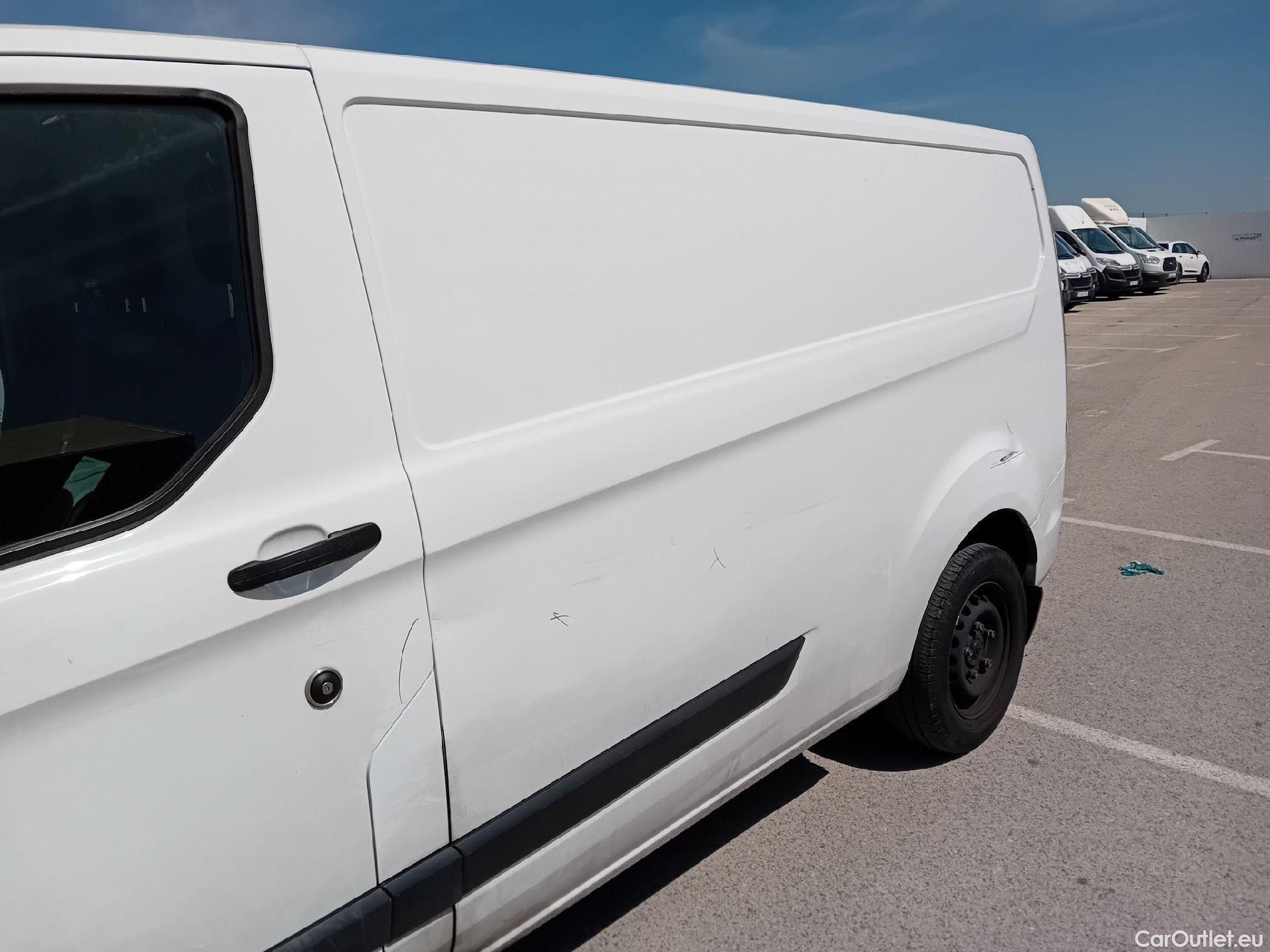 Ford  Transit  Custom Furgón 320 L2 Trend 2.0 TDCi 130CV MT6 E6dT #15