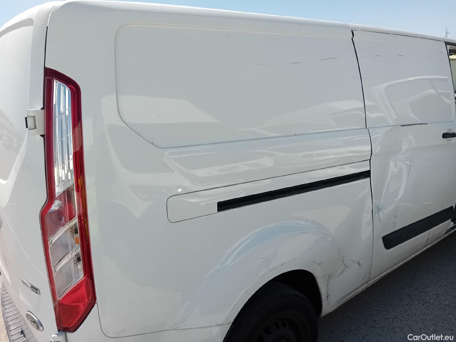  Ford  Transit  Custom Furgón 320 L2 Trend 2.0 TDCi 130CV MT6 E6dT #38