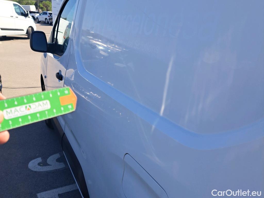  Peugeot  Partner PEUGEOT  / 2018 / 3P / furgón derivado de turismo Pro Standard 600kg BlueHDi 73kW (AC) #58