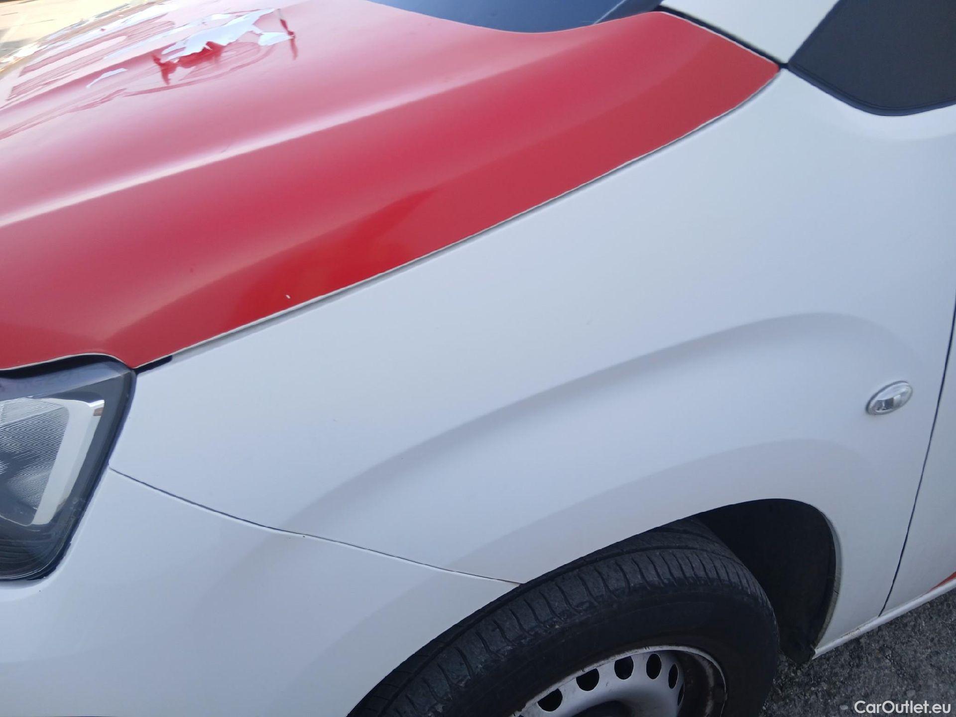  Peugeot  Partner PEUGEOT  / 2018 / 3P / furgón derivado de turismo Pro Standard 600kg BlueHDi 73kW #8