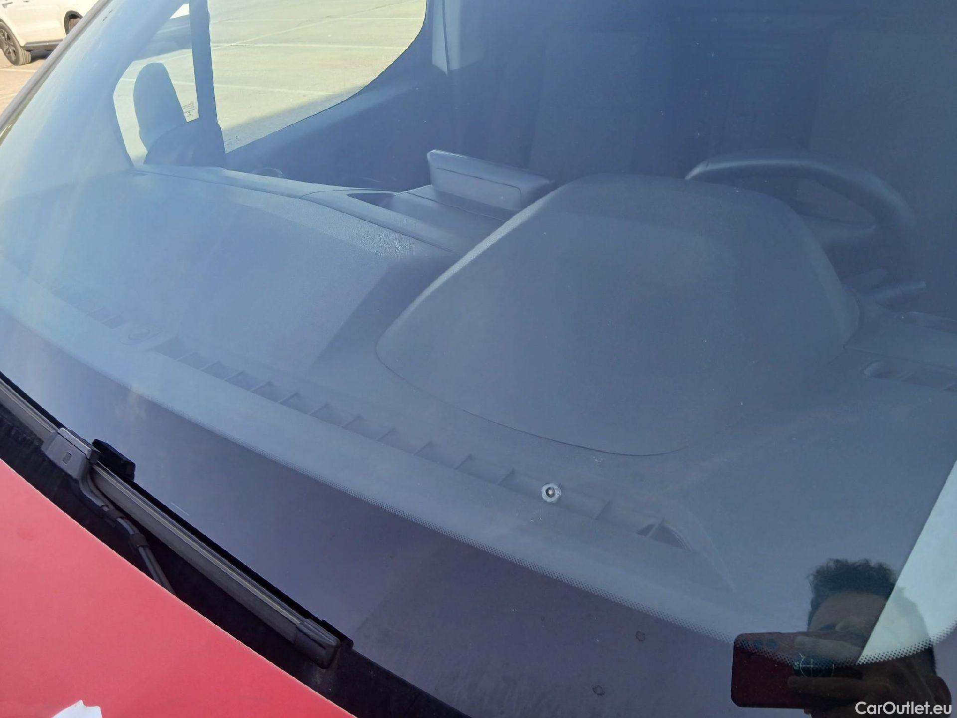  Peugeot  Partner PEUGEOT  / 2018 / 3P / furgón derivado de turismo Pro Standard 600kg BlueHDi 73kW #1