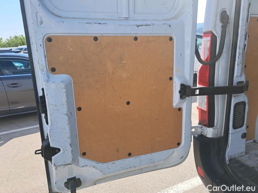  Renault  Master RENAULT  / 2019 / 4P / furgón Furgón T L3H2 3500 Bl dCi 100 kW(135CV) #5