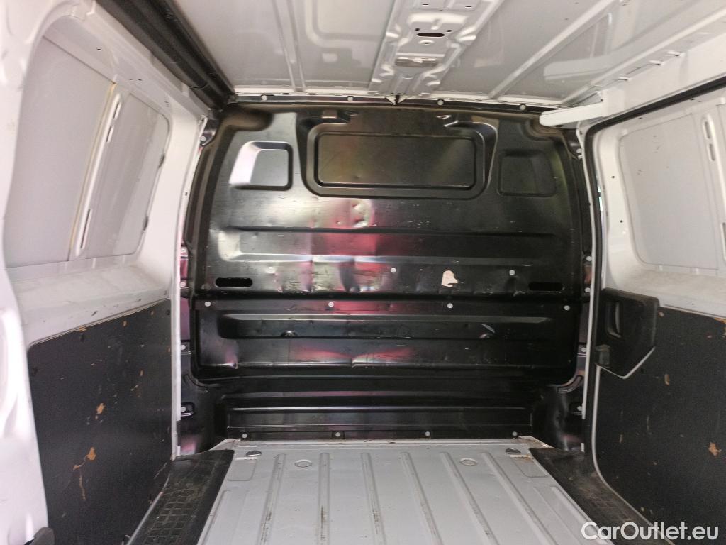  Opel  Vivaro OPEL -e / 2019 / 4P / furgón BEV 230 Select M Std #16