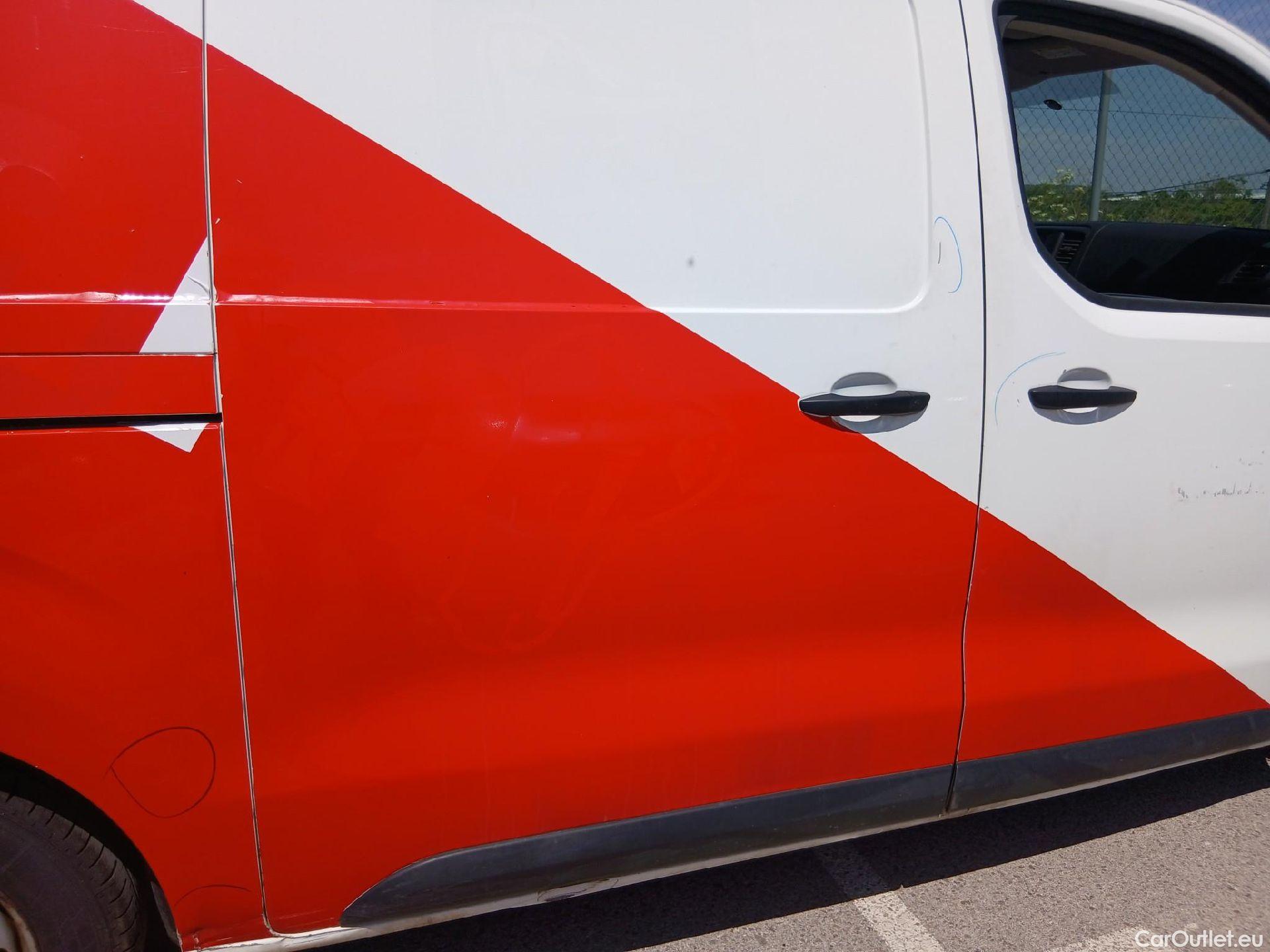  Peugeot  Expert PEUGEOT  / 2016 / 4P / furgón Furgón Pro BlueHDi 85KW (115CV) Standard #26