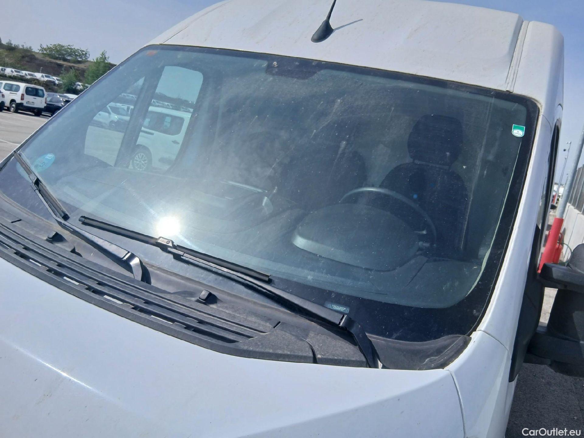  Opel  Movano OPEL  / 2021 / 4P / furgón Furgón Base L2H2 3.5T 2.2 BlueHDi 103kW #15