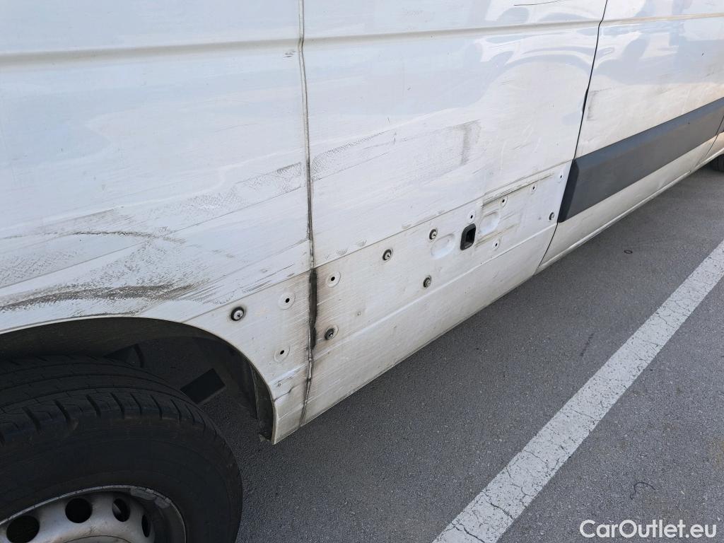  Renault  Master RENAULT  / 2019 / 4P / furgón Furgón T L3H2 3500 Bl dCi 100 kW(135CV) #32