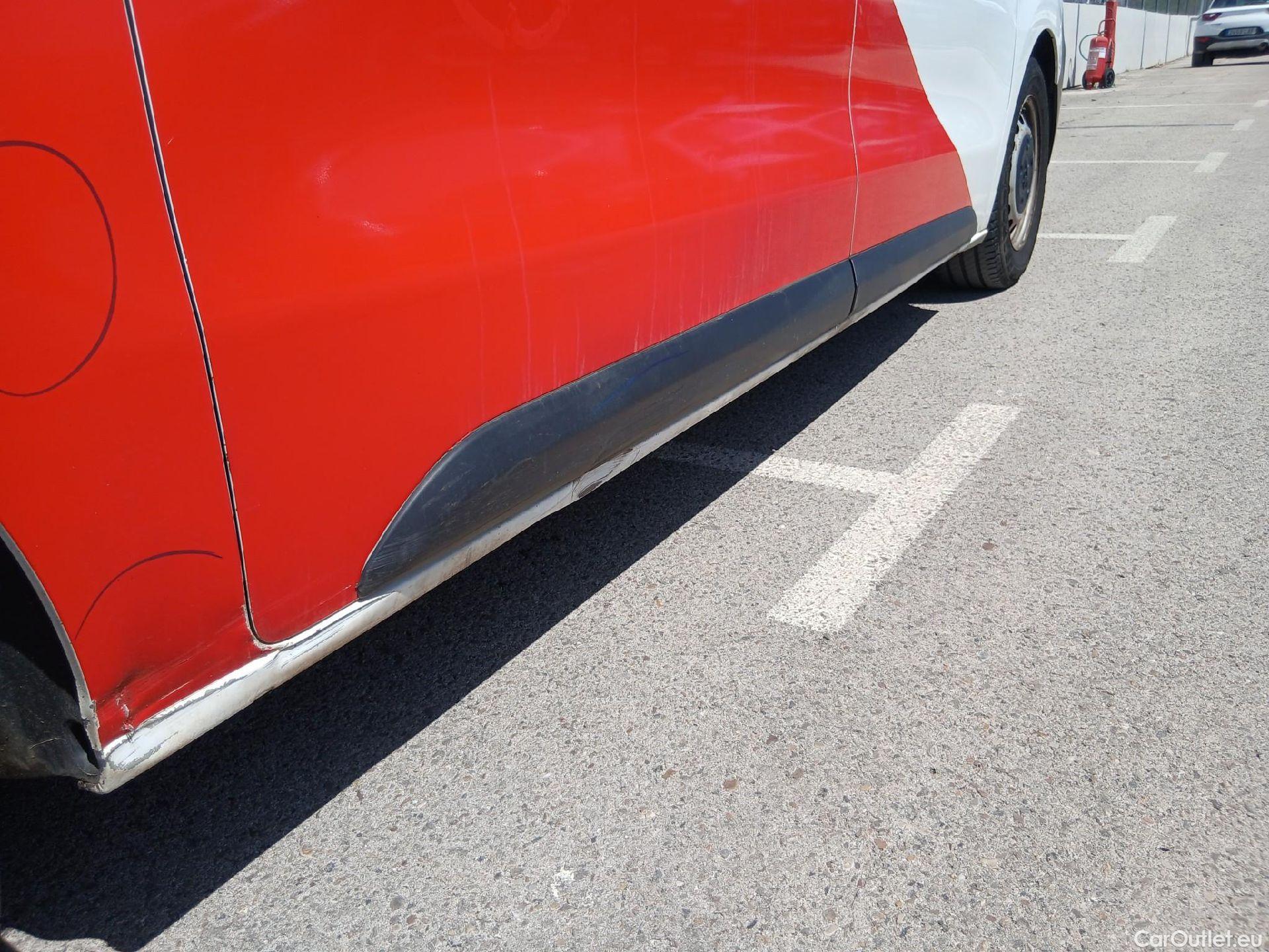  Peugeot  Expert PEUGEOT  / 2016 / 4P / furgón Furgón Pro BlueHDi 85KW (115CV) Standard #24
