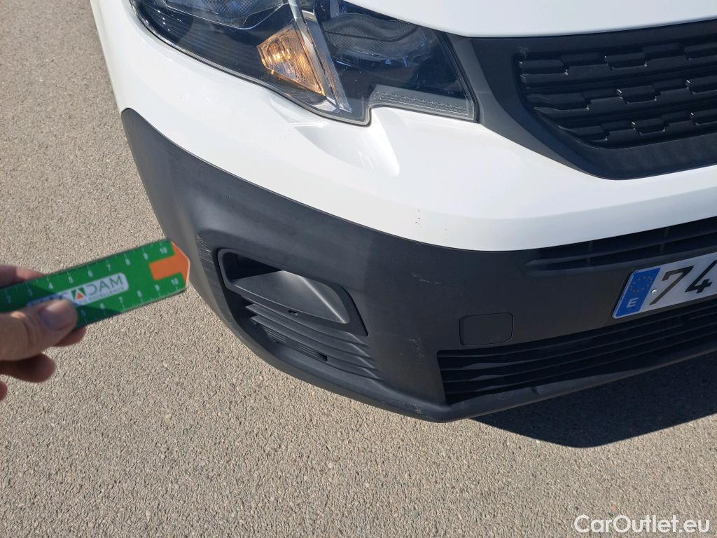  Peugeot  Partner PEUGEOT  / 2018 / 3P / furgón derivado de turismo Pro Standard 600kg BlueHDi 73kW (AC) #38