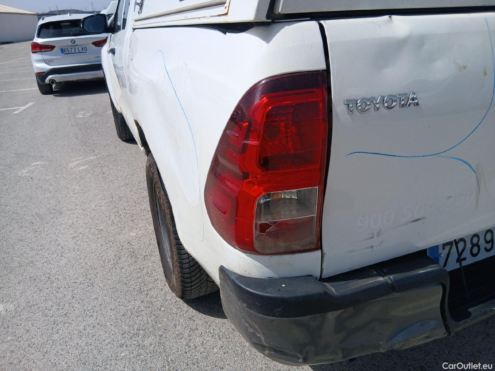  Toyota  Hilux TOYOTA  VU 2p 7G pickup 2.4 D-4D Cabina Extra GX 4x4 #29