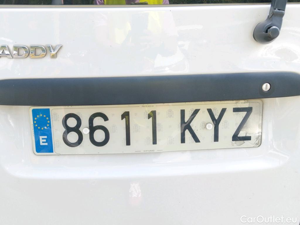  Volkswagen  Caddy VOLKSWAGEN  / 2015 / 4P / combi Profesional Kombi 2.0 TDI 55kW BMT #28