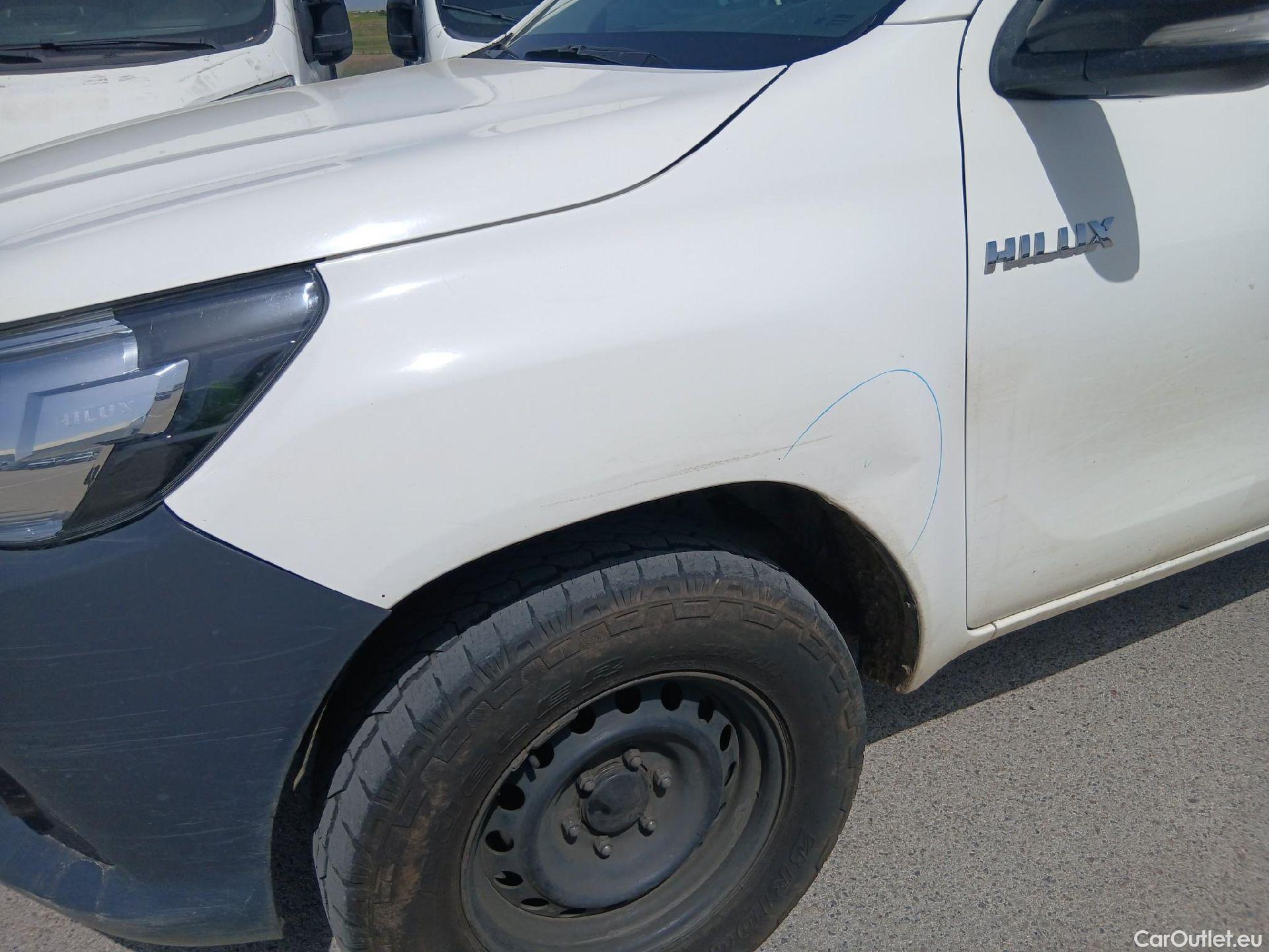  Toyota  Hilux TOYOTA  VU 2p 7G pickup 2.4 D-4D Cabina Extra GX 4x4 #9
