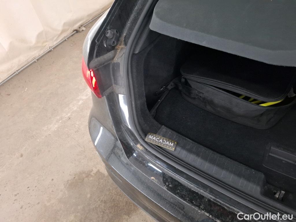  Audi  A3 AUDI  Sportback / 2020 / 5P / Berline 40 TFSI e 204 S Tronic Business Line #28
