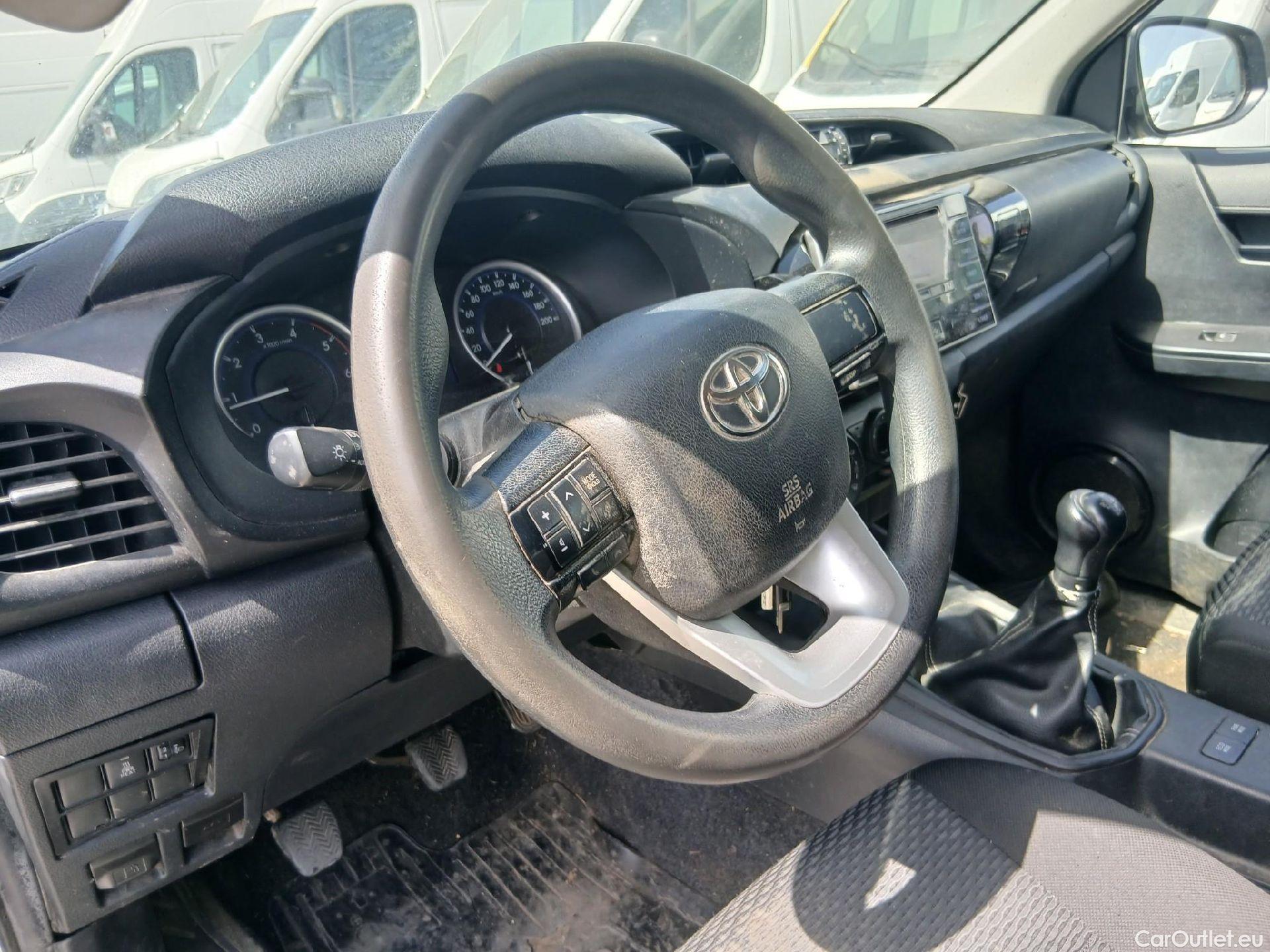 Toyota  Hilux TOYOTA  VU 2p 7G pickup 2.4 D-4D Cabina Extra GX 4x4 #24