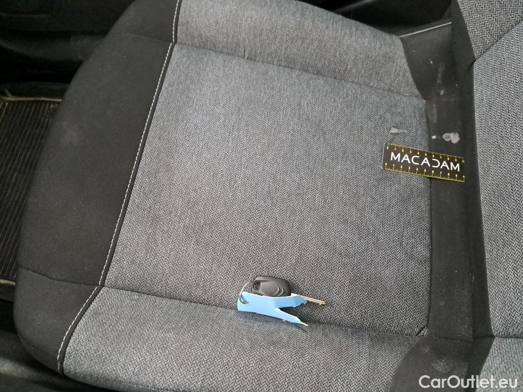  Citroen  C4  Berline Feel 1.5 BlueHDI 110CV BVM6 E6d #7